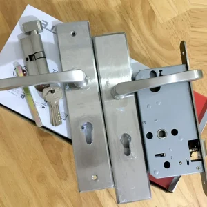 Bộ khóa tay nắm đế dài DIY Hafele 499.62.503
